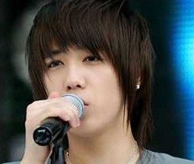 2012冬季男生最爱的发型 2012冬季男生最爱的发型