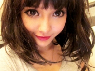 方脸女生适合什么发型 时尚方脸发型盘点 短发卷