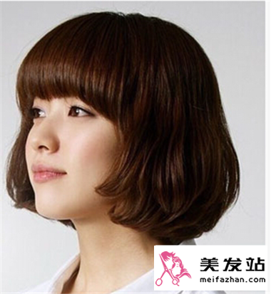 青春少女齐肩短发发型 尽显年轻风范