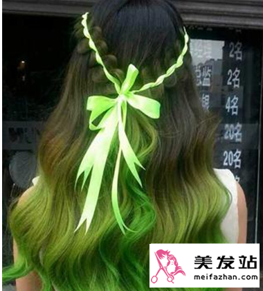 编发发型瞬间蜕变 长发女生的最佳选择