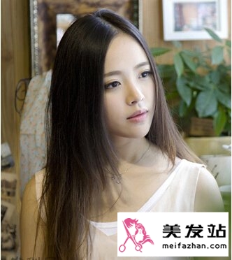 栗色的染发
