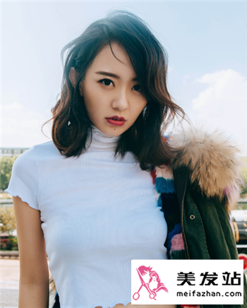 帅气个性的齐肩卷发