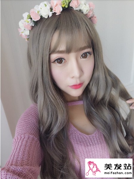 柔顺亚麻灰长发