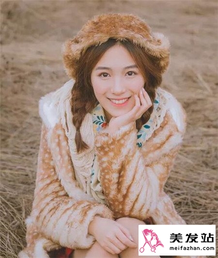 古典感短发辫子