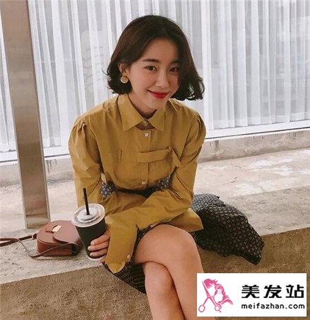 职场波波头短发