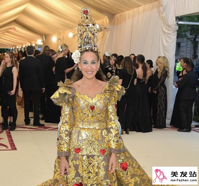 Rihanna红毯造型