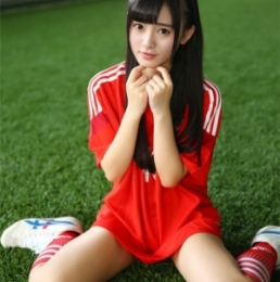 鞠婧祎长发发型盘点 百变造型展现高颜值