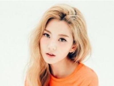 女生染发什么颜色好看 浅色系染发打造美少女