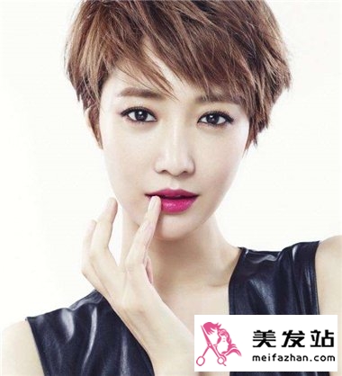 35岁女性短碎发效果图