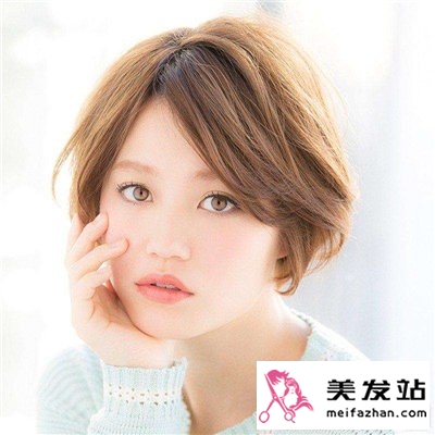 35岁女性欧美风短发效果图