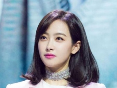 发际线高的女生适合什么发型
