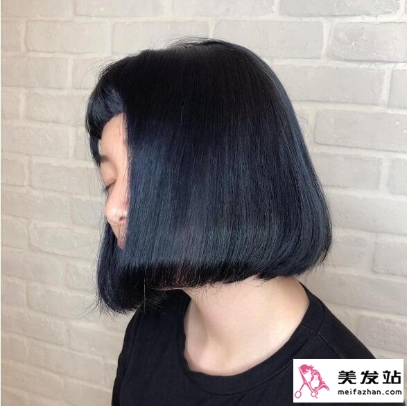 蓝黑色发色造型