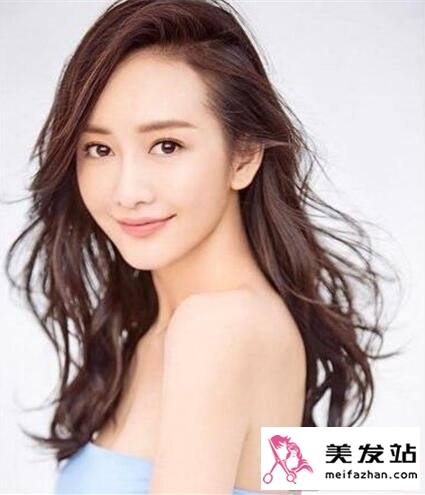 女生卷发