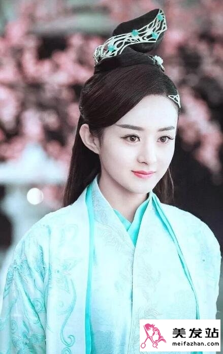甜美笑容展现