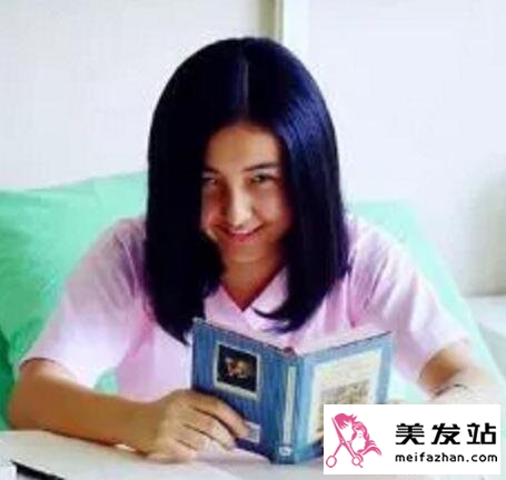 青春活力典范