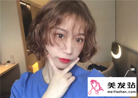 肩头烫