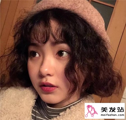 时尚短发造型