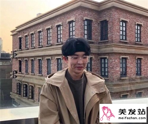 嘻哈风格短发