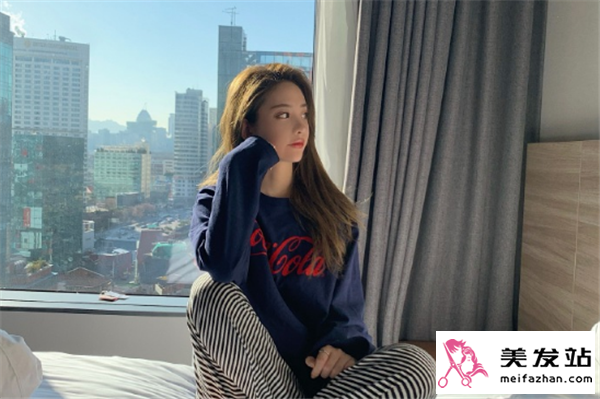 长发怎么设计好看又吸睛 时尚长发发型清新百搭塑造仙女范