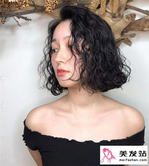 短发羊毛卷