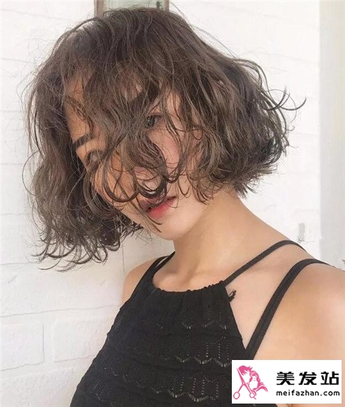 短发羊毛卷