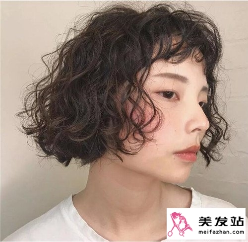 短发羊毛卷