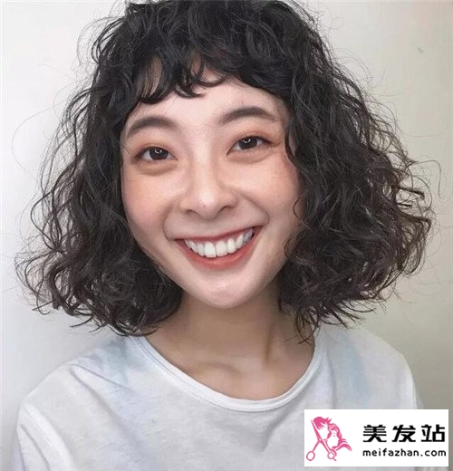 短发羊毛卷
