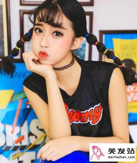 女生葫芦辫扎发