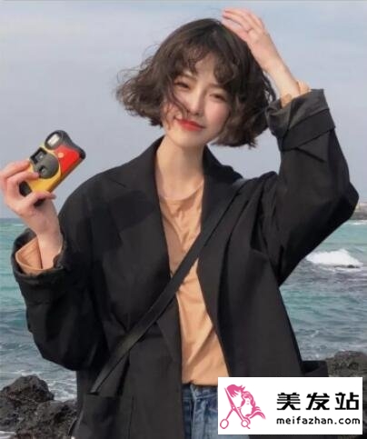发际线高女生泰迪刘海