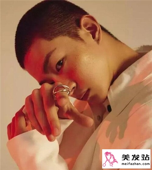 痞帅发型