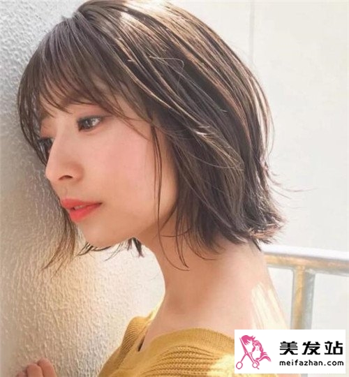 清爽短发造型