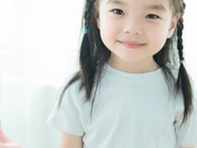 圆脸小女孩怎么扎头发 可爱又萌的女童扎发
