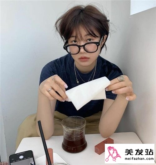 时尚短发