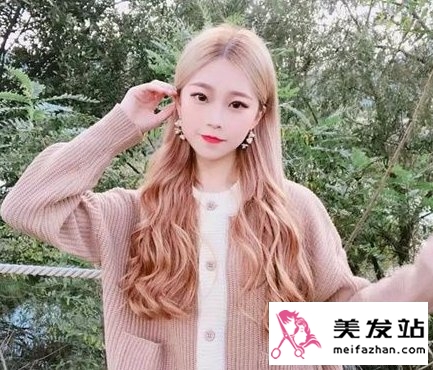发质护理图片