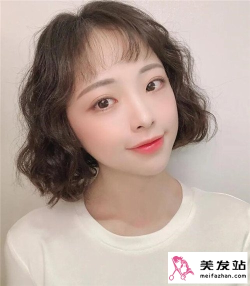 韩式短发卷发