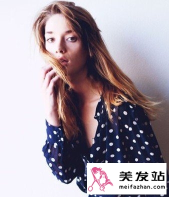 夏季圆脸最佳发型