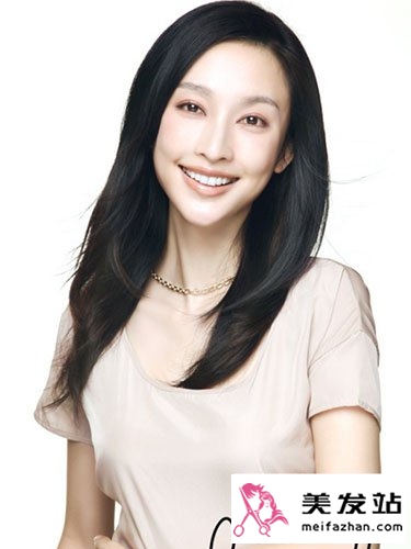 长脸美女张俪最新发型 百搭时尚显甜美