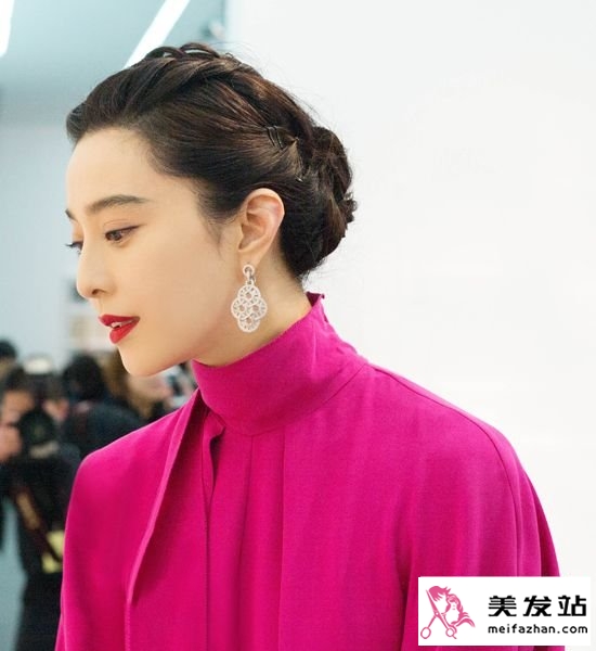 新年发型不重样?明星人气LOOK学起来! 怎么弄头发好看