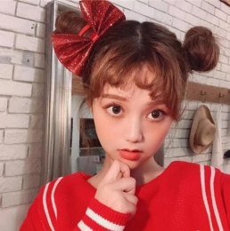 毕业照闺蜜姐妹装发型 哪吒头才是可爱王