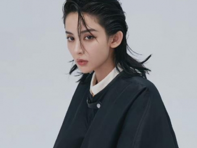 古力娜扎GLASS封面造型 酷飒湿发背头玩转色彩时