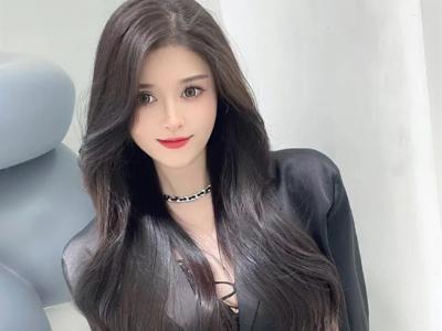 人气羽毛接发 秒变斩男背影杀
