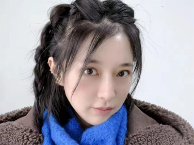 戴围巾适合的发型 手把手教你编头发