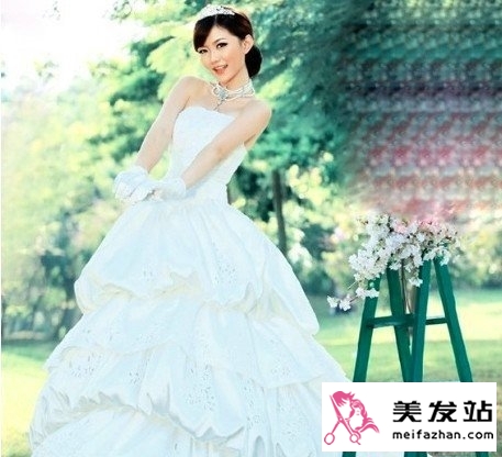 新娘盘发选择什么样刘海好看 2014流行新娘刘海发型