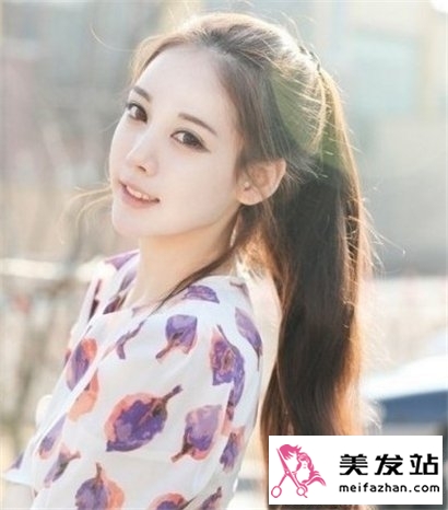 2014流行发型：长发女生个性扎发发型