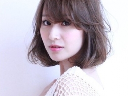 短发女生染什么颜色好看 巧克力色染发更有气质