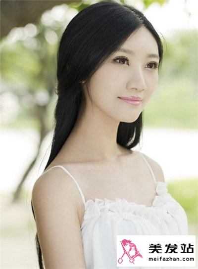 最显女生甜美气质的长发发型 打造男生心中最美女神