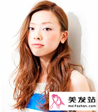 陶瓷烫发有几种类型 蓬松烫卷发尽显时尚妩媚
