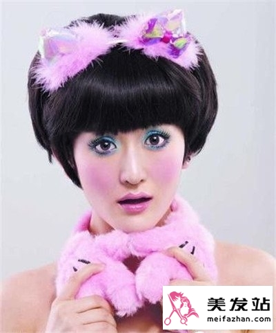 盘点谢娜短发发型设计 夏季清新短发修颜显时尚