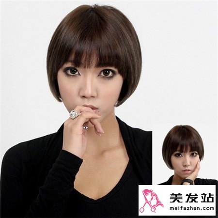 直发女生流行什么刘海发型 可爱减龄齐刘海最迷人
