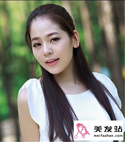 女神养成时尚长发  气质柔美塑造完美发型